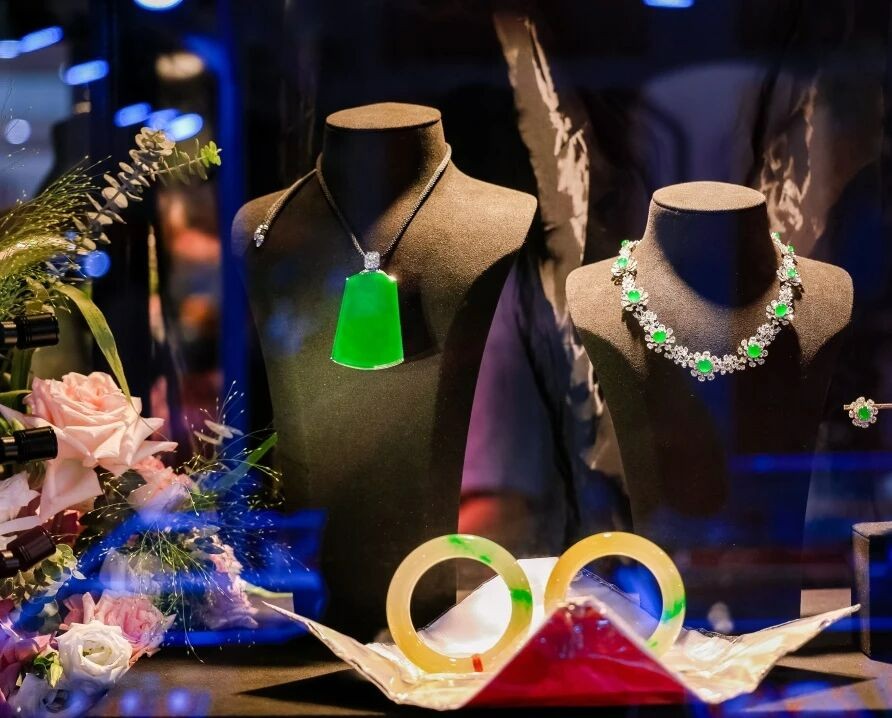 全球万余款珠宝首饰明天璀璨山城，开年必逛重庆首展邀您打卡南坪会展中心